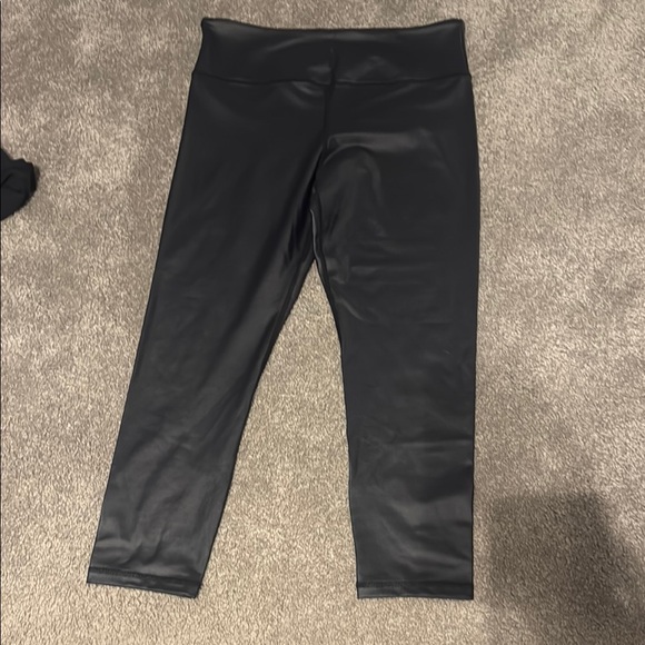 ZYIA Black Performance Leggings - Picture 1 of 3